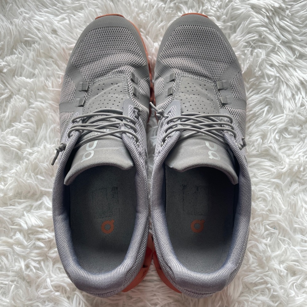 On Cloud 5 Running Shoes - Picture 10 of 15